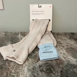 NWT - Lululemon Leg Warmers - size S/M